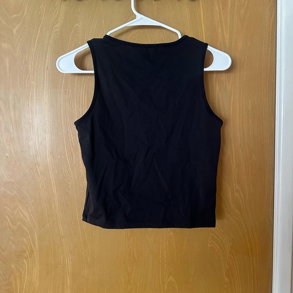 Forever 21 Black Cropped Tank Top with a Cut Out on the Neckline - Picture 4 of 4